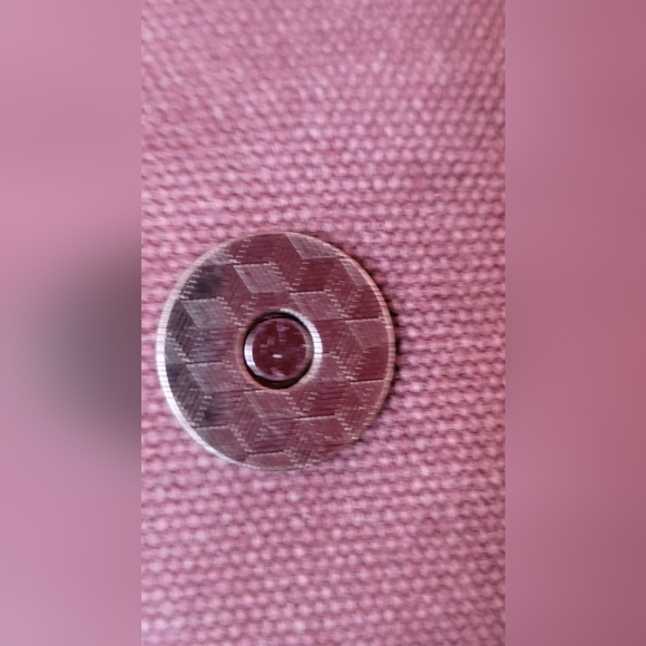 DaVan crossbody bag. - Picture 6 of 10